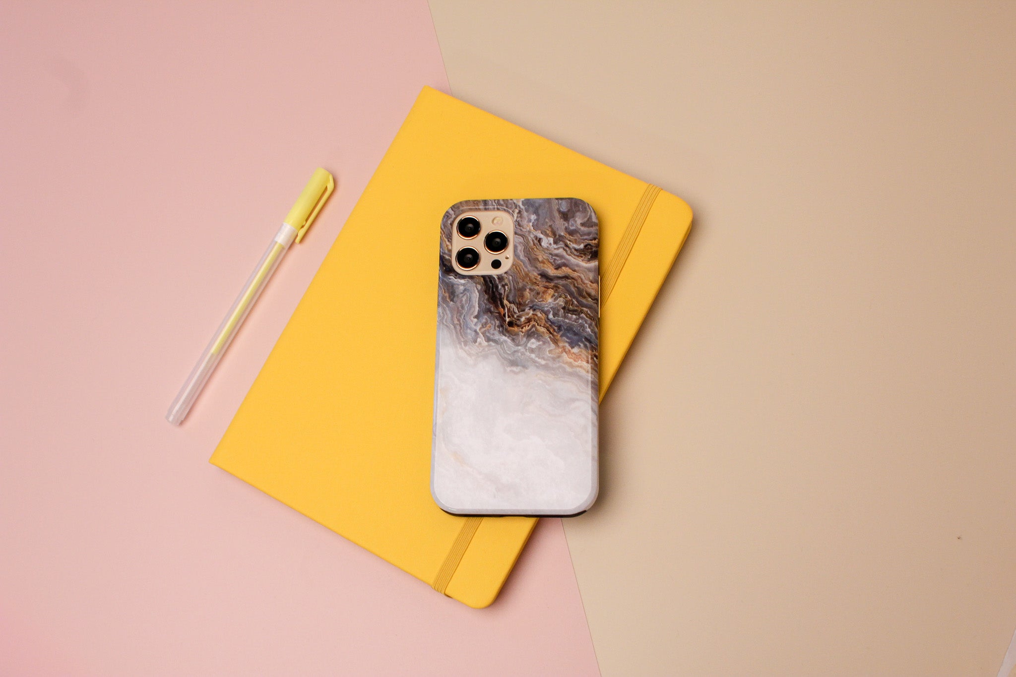 Why Custom Phone Cases Make the Perfect Gift